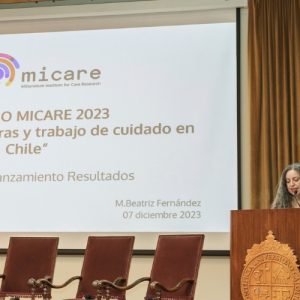 Claudia Miranda presentando estudio MICARE 2023