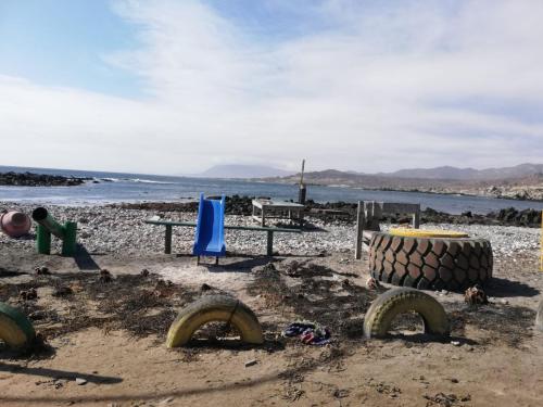 La desolación que se siente tras el abandono en la infancia que llevó el crecer a caminos espinosos.